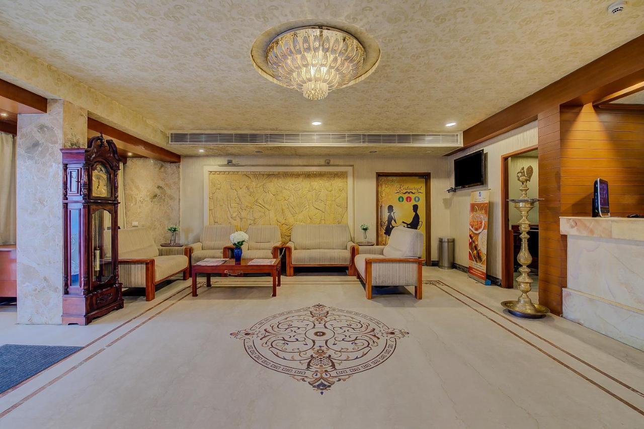 Metro Grand Hotel Chennai Exteriör bild