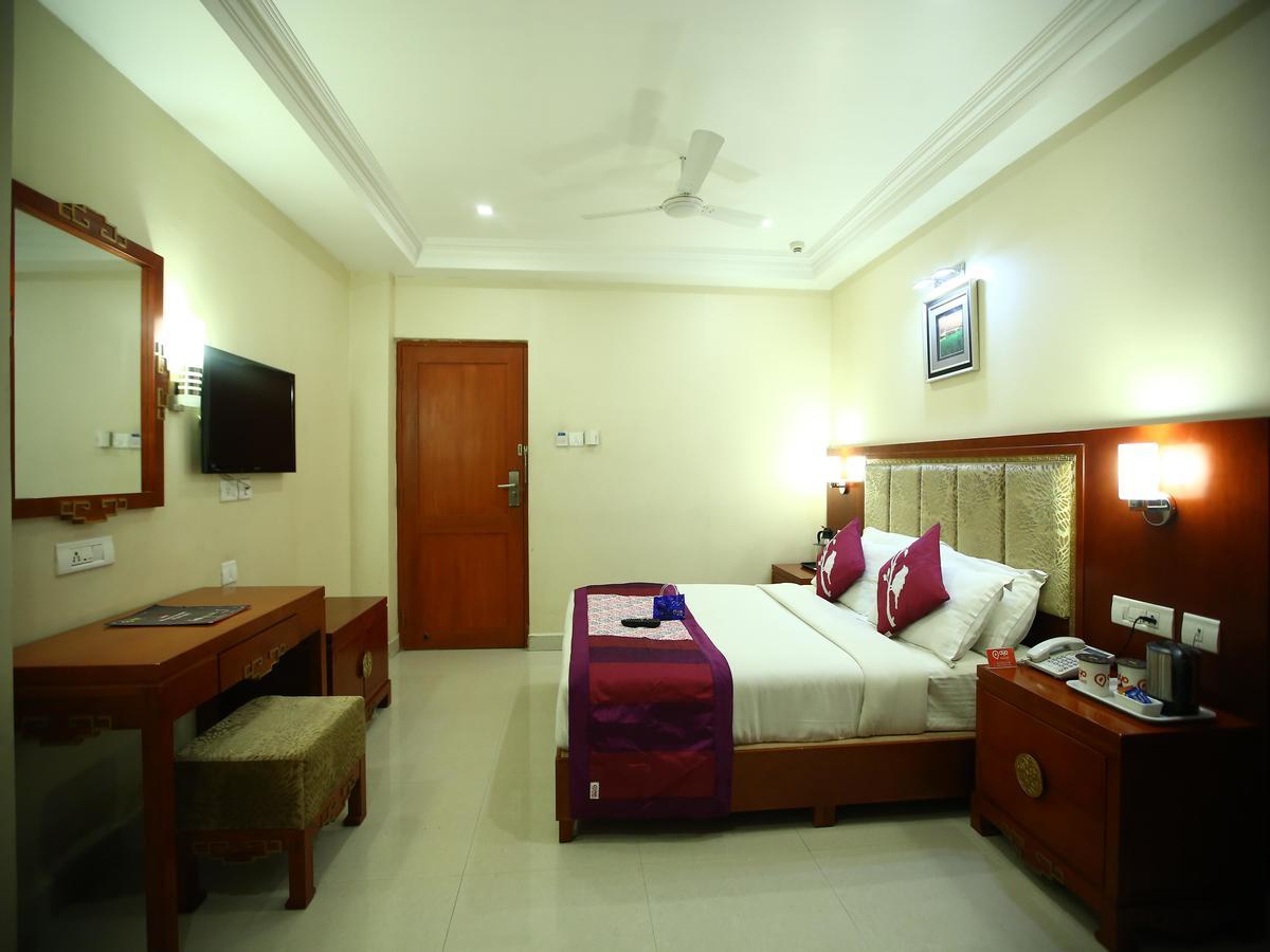 Metro Grand Hotel Chennai Exteriör bild