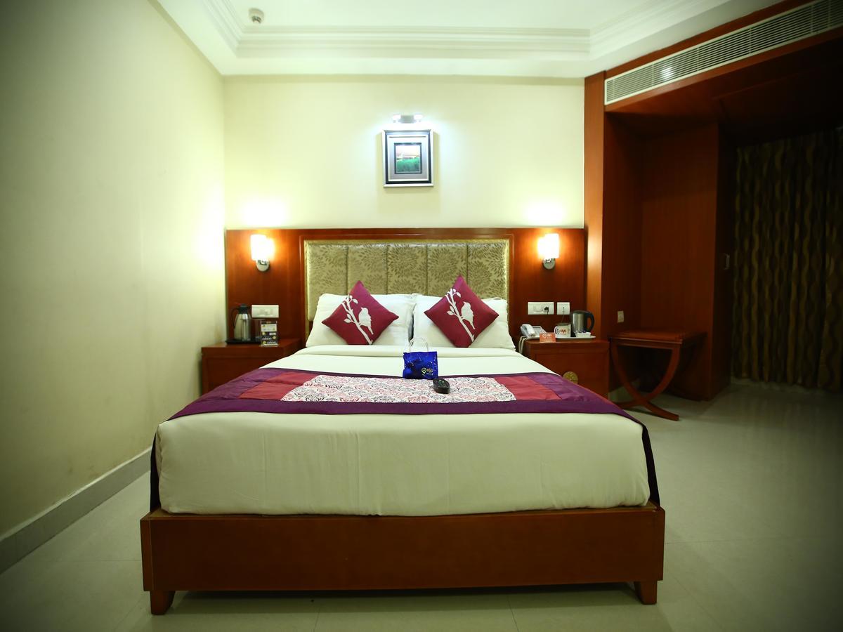 Metro Grand Hotel Chennai Exteriör bild